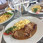 Jovo's Brasserie food