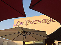 Le Passage outside