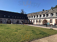 Châteauform' Schloss Ahrenthal outside