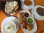 Buena Vista Curry Club food