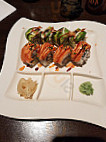 Sushi Lounge food