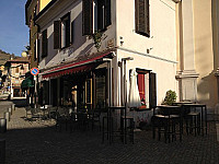 Osteria La Caramella outside