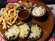 Foster's Hollywood La Salera food