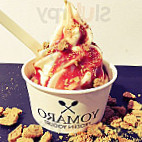 Yomaro Frozen Yogurt food