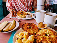 Kelly's Diner food