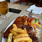 The Kings Head food