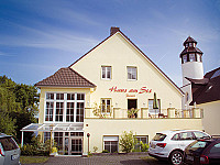 Haus am See Restaurant und Pension outside