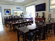 Shelley Inn inside