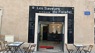 Les Saveurs Du Falafel inside