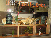 Les Sentiers Du Dakar inside