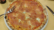 Pizza Iella food