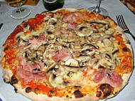 Pizzeria Market Da Palmira food