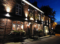 The Bull's Head Inn outside