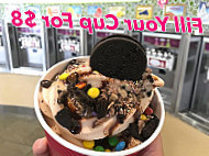 Menchie's food