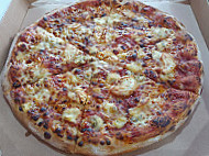 Pizza Hut food