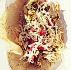 Bomba Taco Beachwood food