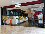 Häagen-dazs inside