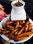 Ken's Island Fries food