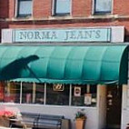 Norma Jean's outside