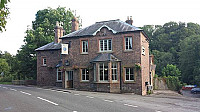 The Kynnersley Arms outside