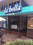 La Bella outside