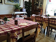 Trattoria Della Posta food