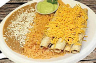 Beto's Mexican Food food