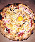 Tropico Pizza food