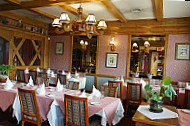 Elizabeth's Chalet Restaurant Ltd food