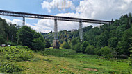 Le Viaduc outside