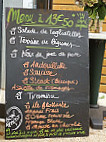 Le Petit Comptoir outside