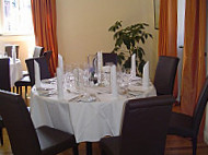 Schemme's Schloss-Restaurant inside