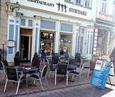 Syrtaki Greek Restaurant inside