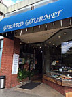 Girard Gourmet outside