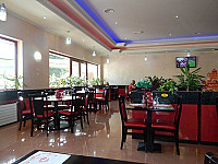 Royal Grill inside