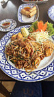 Thai Thai Orchidee food