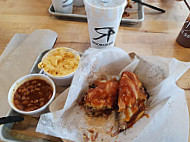 4 Rivers Smokehouse food