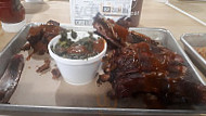 4 Rivers Smokehouse food