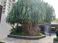 Baku Waikiki outside