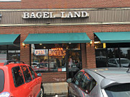 Bagel Land outside