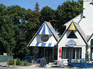 Abbott's Frozen Custard inside