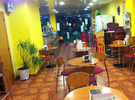 Cafeteria Com A Casa inside