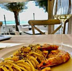 Usodimare Mino On The Beach food