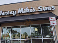 Jersey Mike's Subs outside