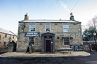 The Dyvels Inn outside