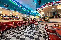 Eds Easy Diner inside