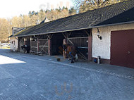 Châteauform' Schloss Ahrenthal outside