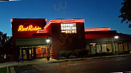 Red Robin America's Gourmet Burgers And Spirits outside