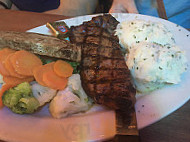 Mo's Irish Pub food