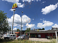 Mcdonald's outside